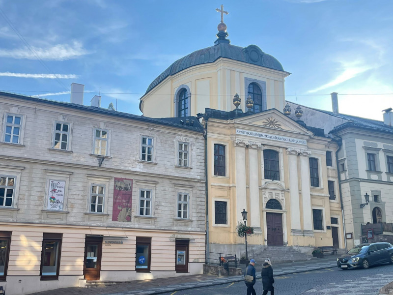 Menyusuri Kota Tambang Emas Kuno Banca Stiavnica, di Slovakia